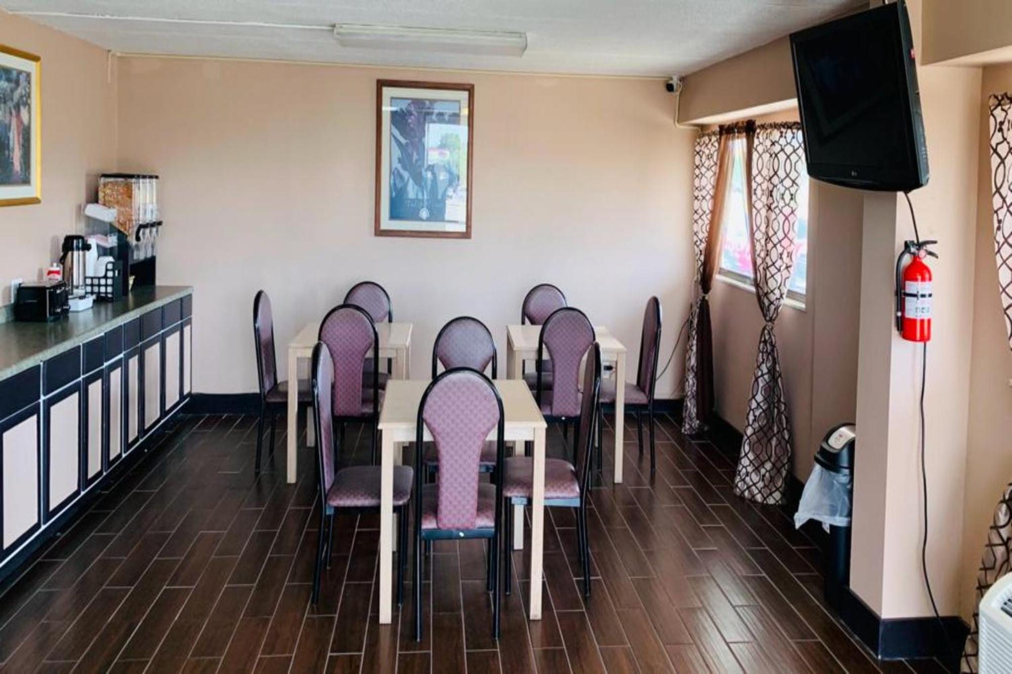 Economy Inn Of Holland Dış mekan fotoğraf